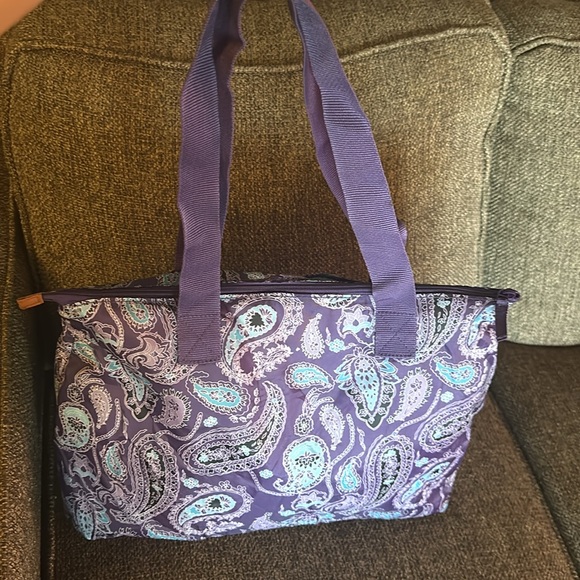 Large Purple Paisley Print Insulated Tote Bag. Excellent condition. - Picture 2 of 6